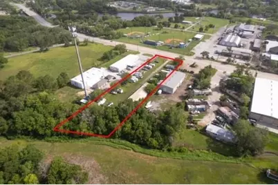 5104 Highway 3, Dickinson, TX 77539 - Photo 10