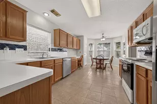 15627 Oakworth Ct, Sugar Land, TX 77498 - Photo 16