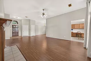 15627 Oakworth Ct, Sugar Land, TX 77498 - Photo 12