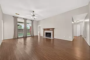 15627 Oakworth Ct, Sugar Land, TX 77498 - Photo 10