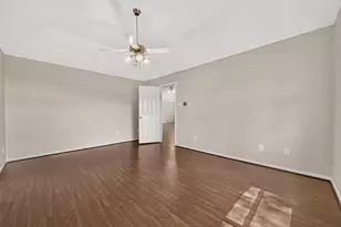15627 Oakworth Ct, Sugar Land, TX 77498 - Photo 24