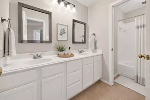 15627 Oakworth Ct, Sugar Land, TX 77498 - Photo 32