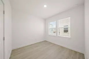 2311 Via Cami Ln, Houston, TX 77051 - Photo 16