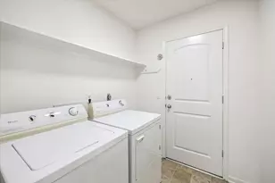 143 W Village Knoll Cir, Spring, TX 77381 - Photo 24