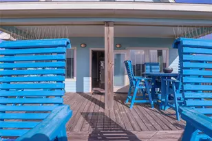 1819 N Pompano Ln, Crystal Beach, TX 77650 - Photo 4