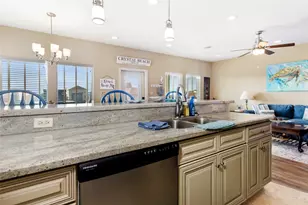 1819 N Pompano Ln, Crystal Beach, TX 77650 - Photo 16