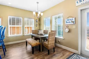 1819 N Pompano Ln, Crystal Beach, TX 77650 - Photo 12