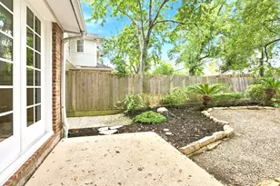 5571 Beverly Hill St, Houston, TX 77056 - Photo 26