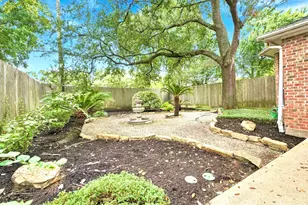 5571 Beverly Hill St, Houston, TX 77056 - Photo 24