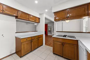 6119 Yarwell Dr, Houston, TX 77096 - Photo 14