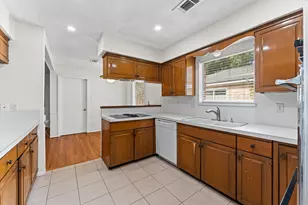 6119 Yarwell Dr, Houston, TX 77096 - Photo 16