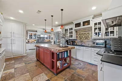 1395 Ford Avenue, Dayton, TX 77535 - Photo 14