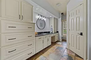 1395 Ford Ave, Dayton, TX 77535 - Photo 22