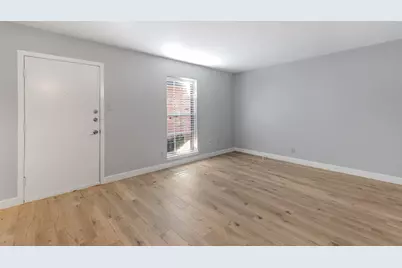 9029 Gaylord Drive #129, Houston, TX 77024 - Photo 4