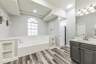 617 Woodview Dr, Friendswood, TX 77546 - Photo 26