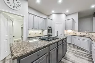 617 Woodview Dr, Friendswood, TX 77546 - Photo 16