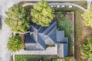 617 Woodview Dr, Friendswood, TX 77546 - Photo 44