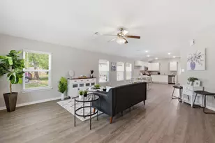 803 Jefferson Ave, Cleveland, TX 77327 - Photo 4