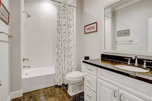 803 Blackshire Ln, Houston, TX 77055 - Photo 30