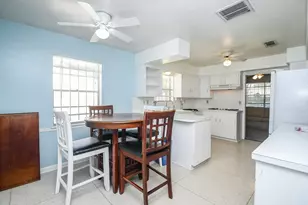7719 Clarewood Dr, Houston, TX 77036 - Photo 8
