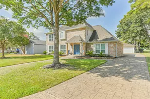 14823 El Miranda Dr, Houston, TX 77095 - Photo 2