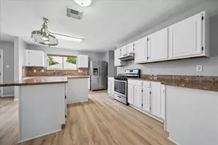 7627 Greenwood Point Dr, Cypress, TX 77433 - Photo 18