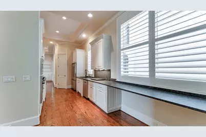 1700 Sunset Boulevard #E, Houston, TX 77005 - Photo 18