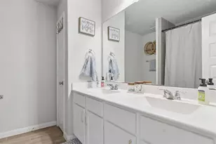 14002 S River Dr, Baytown, TX 77523 - Photo 12