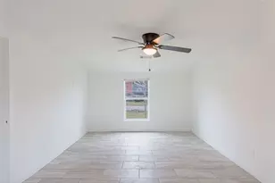 1307 Boulder St, Houston, TX 77012 - Photo 2