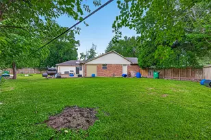 13318 Ascot Glen Ln, Houston, TX 77082 - Photo 36