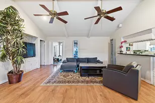 942 Brunswick Cir, Sugar Land, TX 77478 - Photo 12