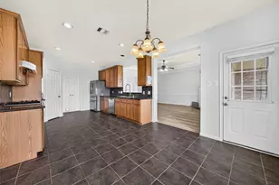 11023 Leigh Woods Dr, Cypress, TX 77433 - Photo 10