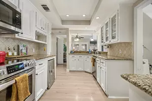 1922 Pepper Hill Way, Houston, TX 77058 - Photo 14