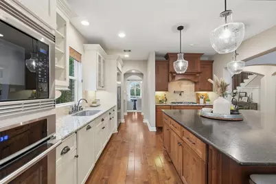 147 W Valera Ridge Place, The Woodlands, TX 77389 - Photo 18