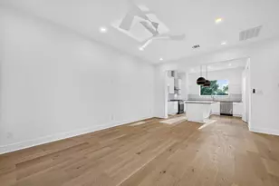 902 Kern St, Houston, TX 77009 - Photo 12