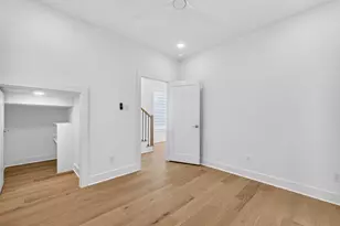 902 Kern St, Houston, TX 77009 - Photo 8