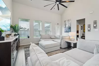 10126 Bayou Oaks Drive, Conroe, TX 77385 - Photo 8