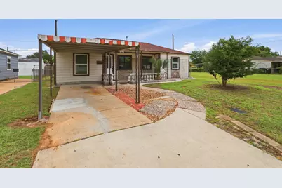 407 Meters Street, Houston, TX 77020 - Photo 2