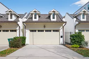 515 W 25th St, Houston, TX 77008 - Photo 2