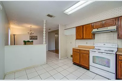 12912 Village Gate Drive, Houston, TX 77082 - Photo 10