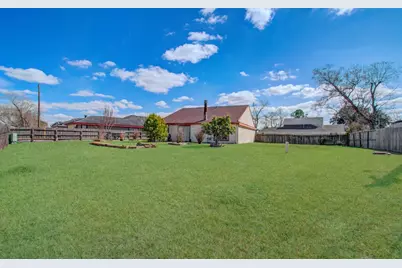 12912 Village Gate Drive, Houston, TX 77082 - Photo 26