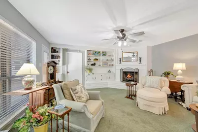 15518 Pleasant Valley Road, Houston, TX 77062 - Photo 22