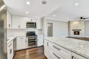 205D Skyview Terrace, Friendswood, TX 77546 - Photo 8