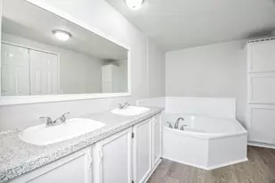 12842 Roy Harris Loop, Conroe, TX 77306 - Photo 32