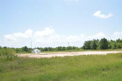 7716 Amanda Dr, Cleveland, TX 77327 - Photo 14