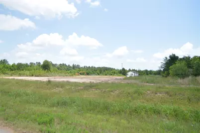 7716 Amanda Dr, Cleveland, TX 77327 - Photo 10