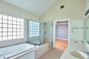 3570 Link Valley Dr., Houston, TX 77025 - Photo 18