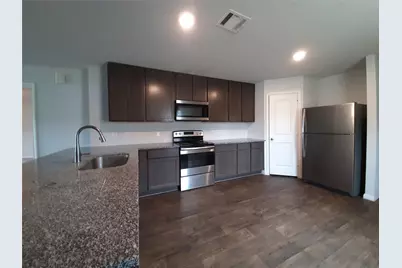 15118 Sorrento Bay Circle, Willis, TX 77318 - Photo 8