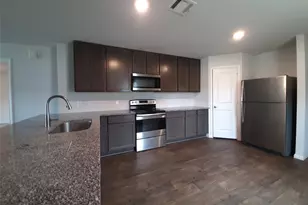 15118 Sorrento Bay Cir, Willis, TX 77318 - Photo 8
