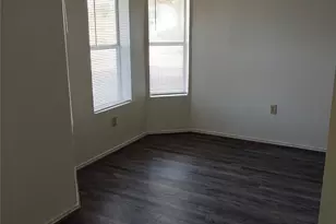 716 Gardner Dr, Palestine, TX 75803 - Photo 4